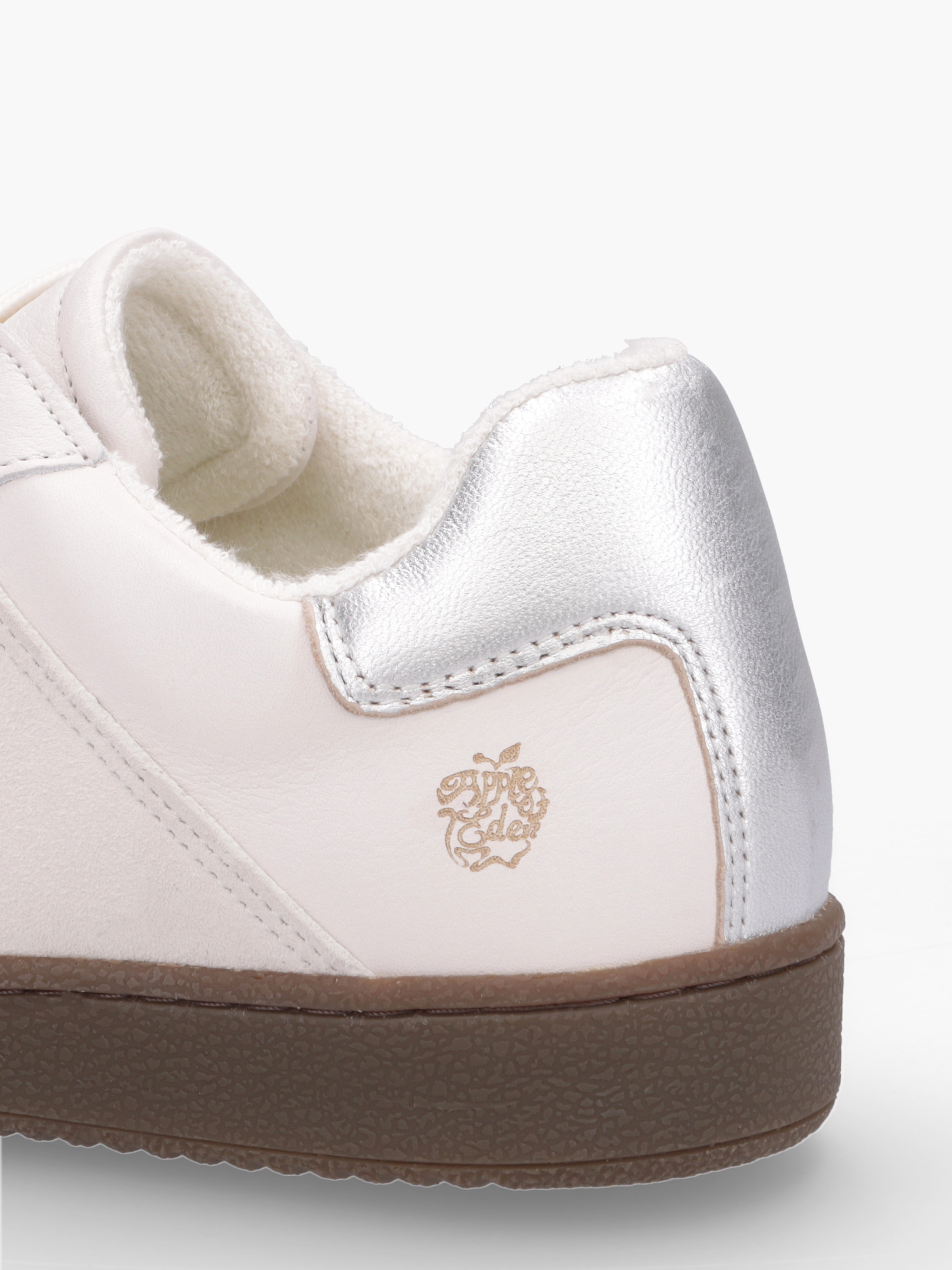 SAPHIRA Weiß, Bekleidung, Schuhwerk, Schuh, Sneaker