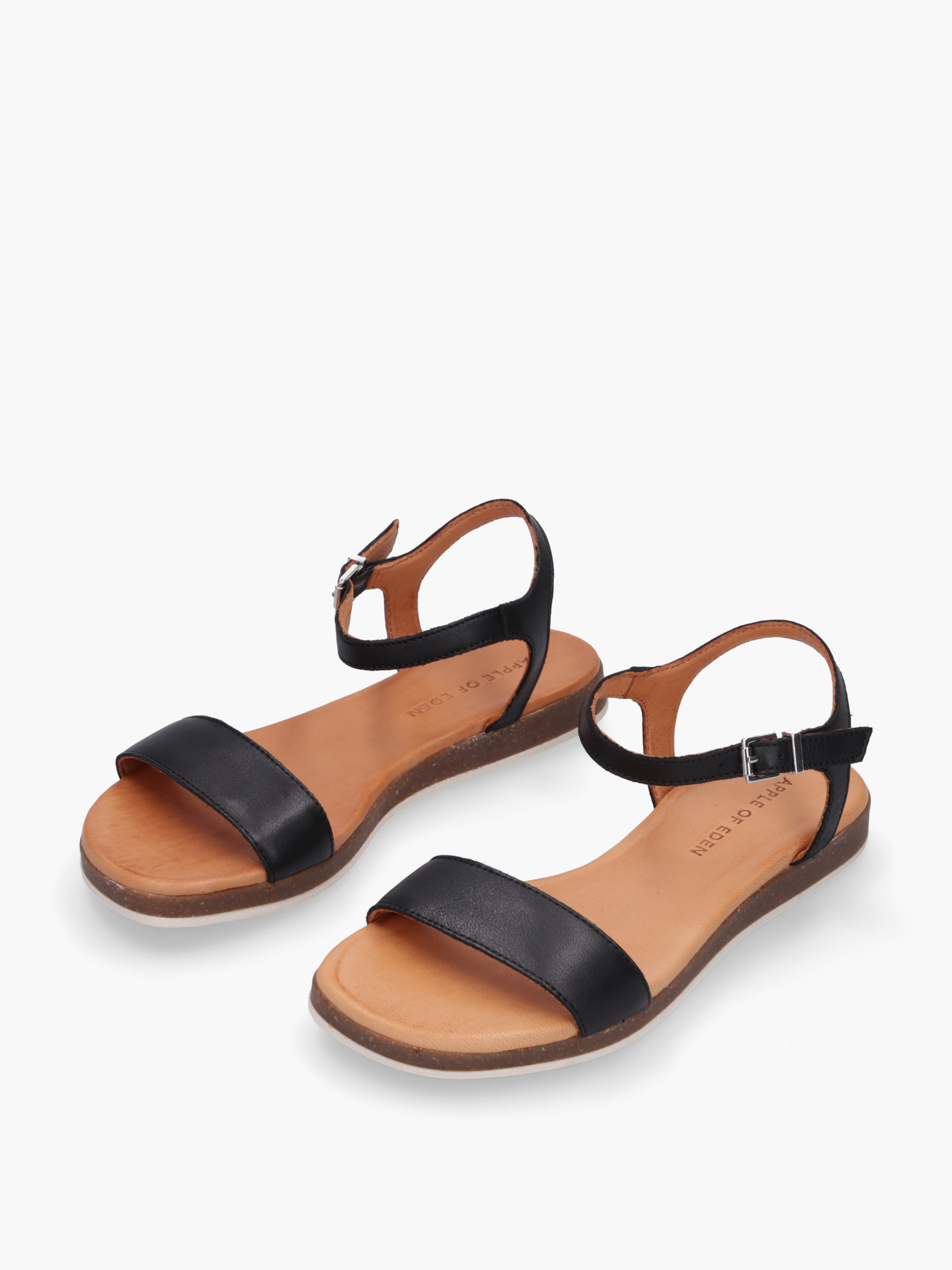 SS25-ISA1-000-000-Apple-of-Eden_8_BM Bekleidung, Schuhwerk, Sandale, Bekleidung, Schuhwerk, Sandale, Bekleidung, Schuhwerk, Sandale, Bekleidung, Schuhwerk, Sandale