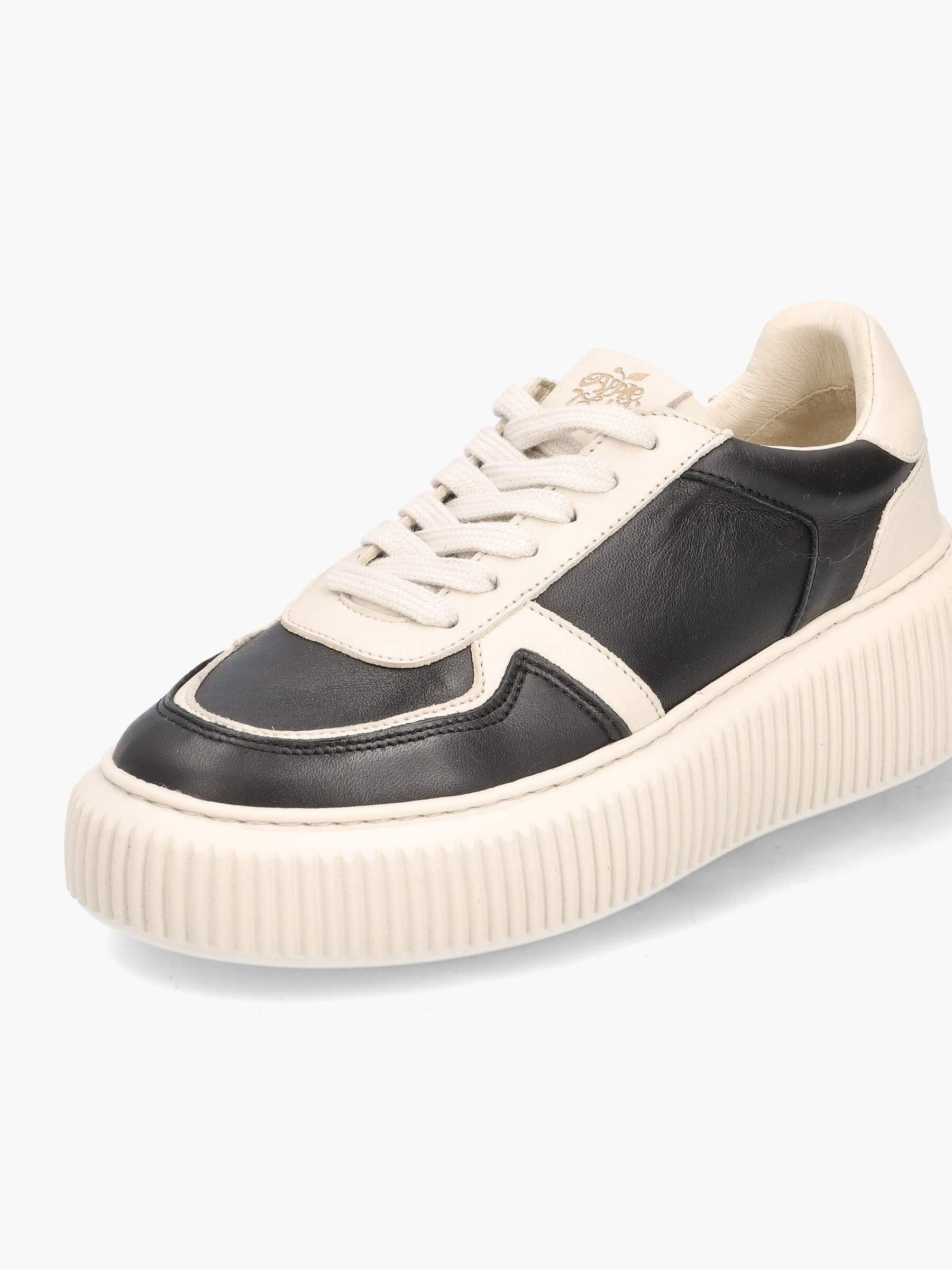 Sneaker weiß/schwarz, Schuhwerk, Schuh, Sneaker, Leinwand, Wildleder