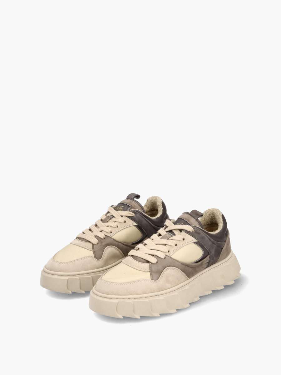 Sneaker im Material Mix taupe/grey